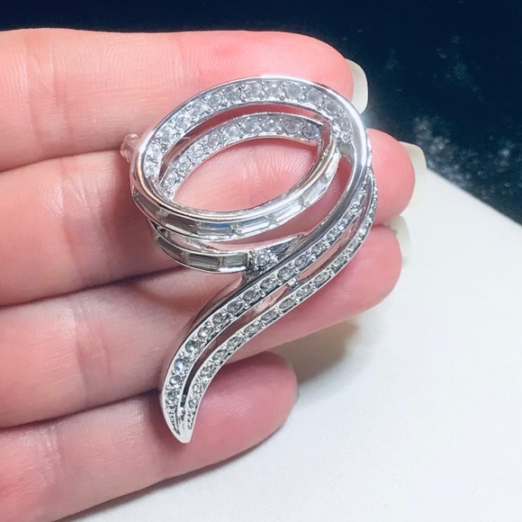 Vintage JR JB & Ciro Brooch Bundle - Picture 6 of 7